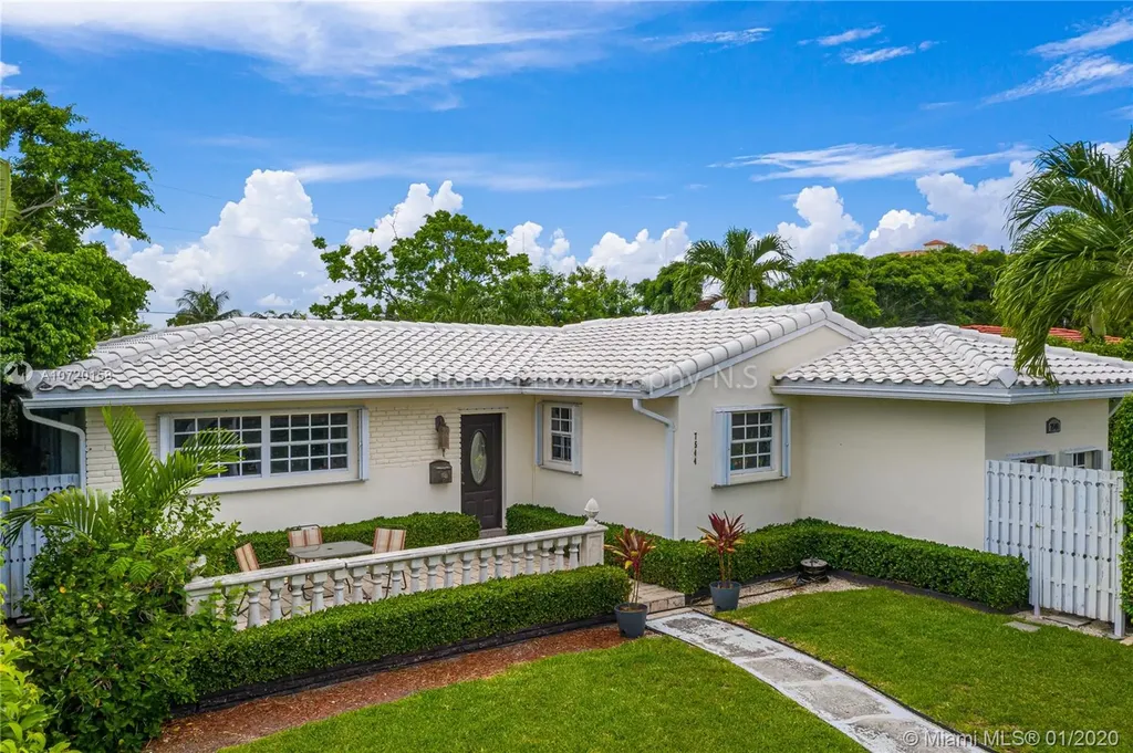 7544 Mutiny Avenue North Bay Village FL 33141
