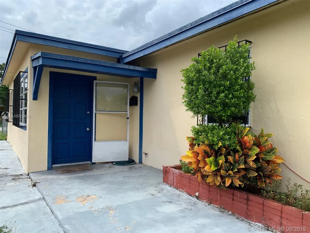 1301 NE 11th Street Homestead FL 33033