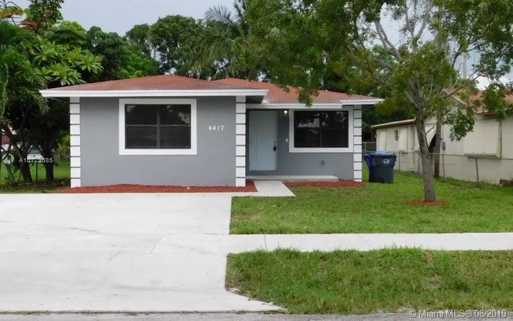 4417 SW 20th Street West Park FL 33023
