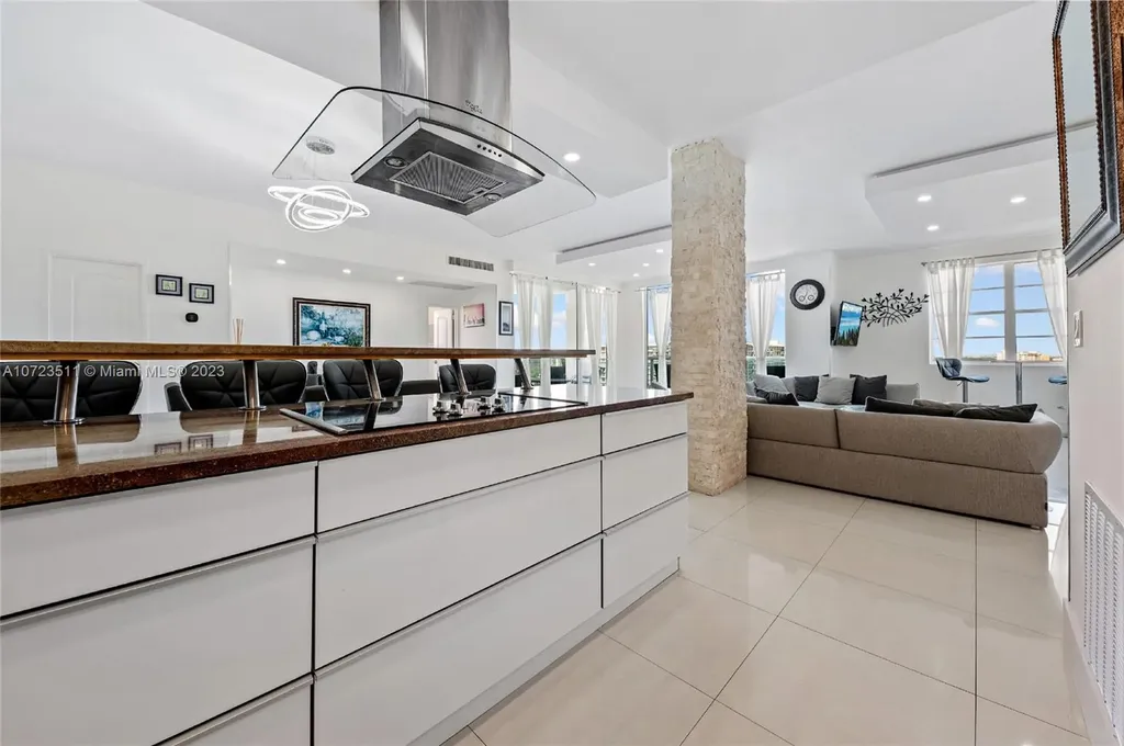4001 S Ocean Drive Hollywood FL 33019