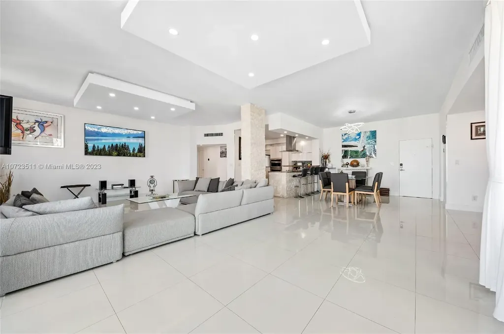 4001 S Ocean Drive Hollywood FL 33019