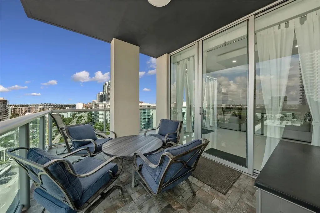 4001 S Ocean Drive Hollywood FL 33019