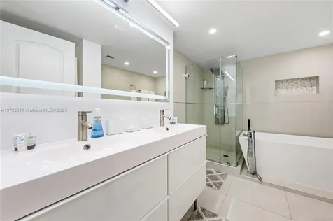 4001 S Ocean Drive Hollywood FL 33019