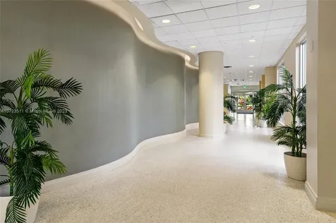4001 S Ocean Drive Hollywood FL 33019