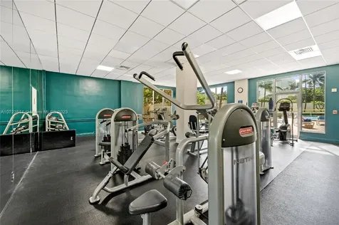 4001 S Ocean Drive Hollywood FL 33019