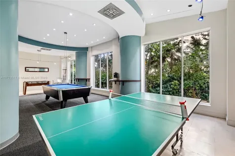 4001 S Ocean Drive Hollywood FL 33019