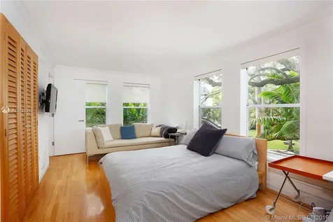 3721 Hibiscus Street Miami FL 33133