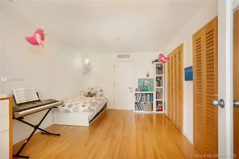 3721 Hibiscus Street Miami FL 33133