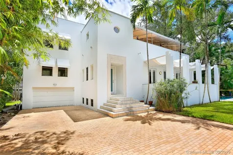 3721 Hibiscus Street Miami FL 33133