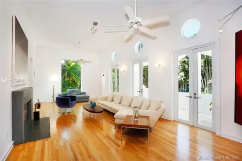 3721 Hibiscus Street Miami FL 33133