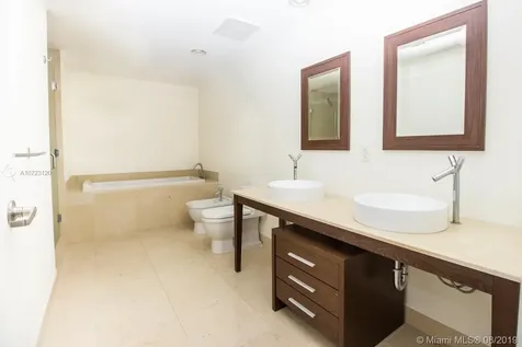 495 Brickell Avenue Miami FL 33131
