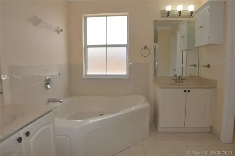 14074 N Cypress Cove Circle Davie FL 33325