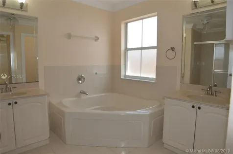14074 N Cypress Cove Circle Davie FL 33325