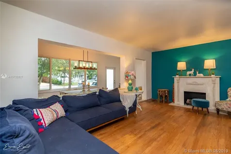 6323 SW 10th Terrace West Miami FL 33144