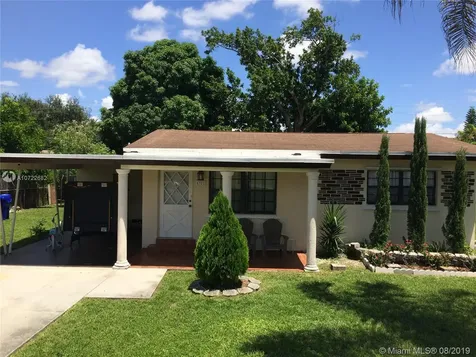 6321 Dewey Street Hollywood FL 33023