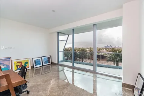 9349 Collins Surfside FL 33154