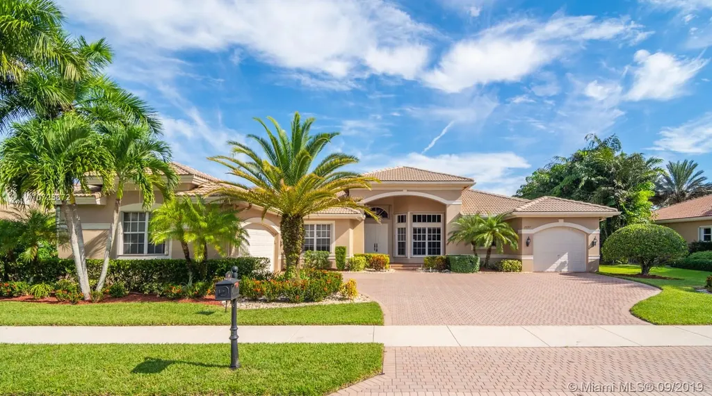 15197 SW 38th Street Davie FL 33331