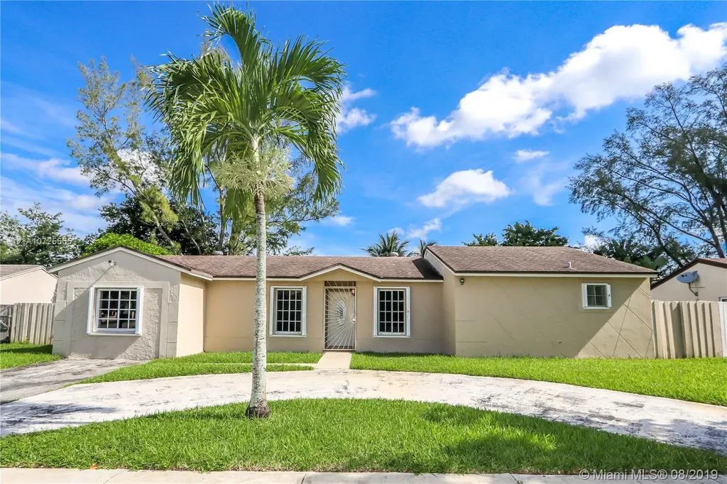 5751 NW 201st Lane Hialeah FL 33015