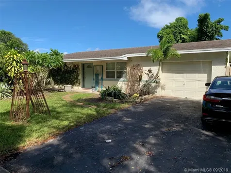 10321 SW 51st Street Cooper City FL 33328