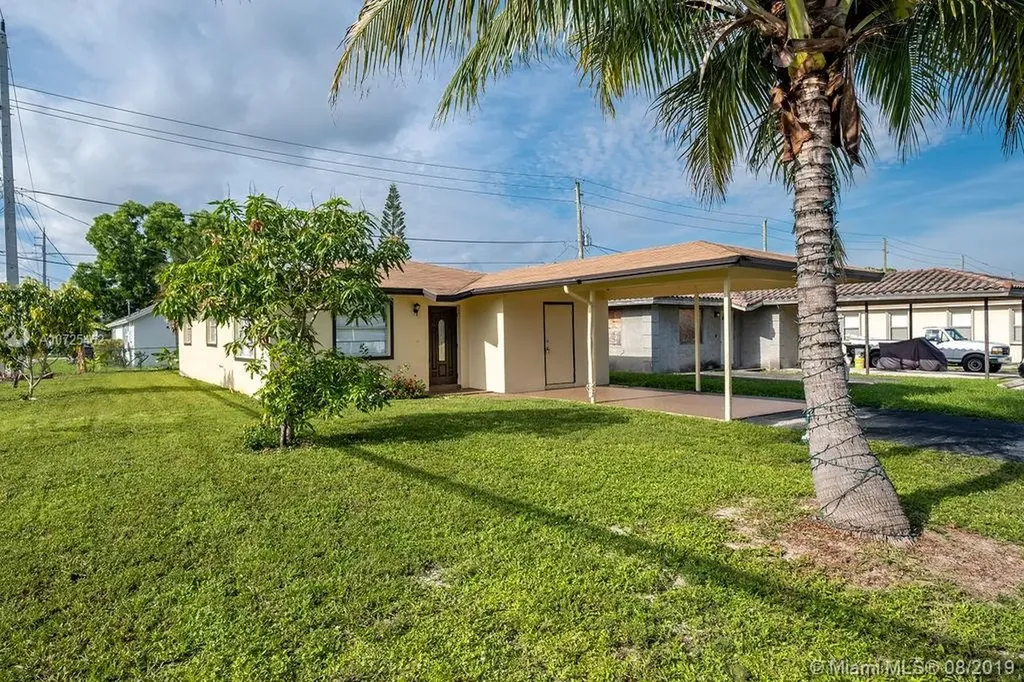 298 NE 35th Court Oakland Park FL 33334