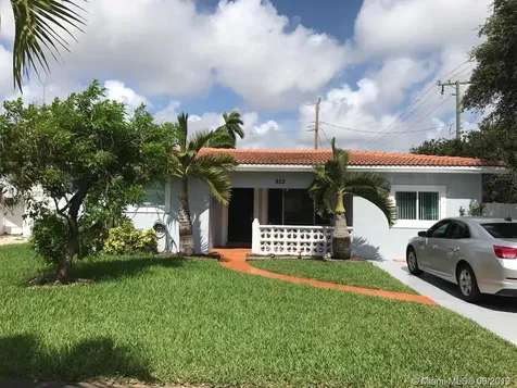 822 N 31st Road Hollywood FL 33021