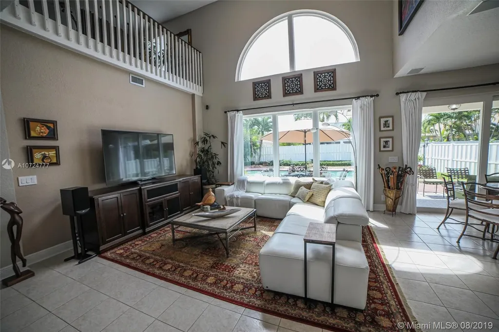 639 SW 168th Way Pembroke Pines FL 33027