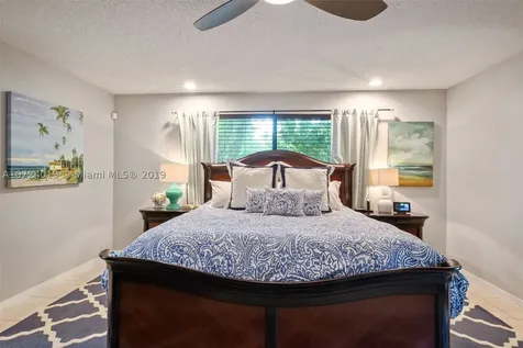 5800 SW 87th Way Cooper City FL 33328