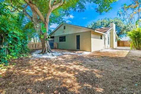 5800 SW 87th Way Cooper City FL 33328