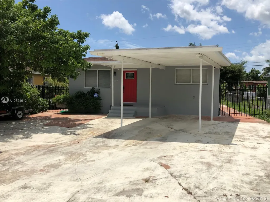 1728 NW 113th Terrace Miami FL 33167