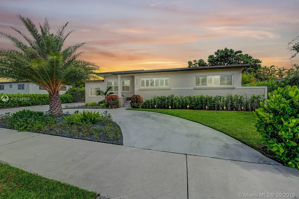 8581 SW 28th Street Miami FL 33155
