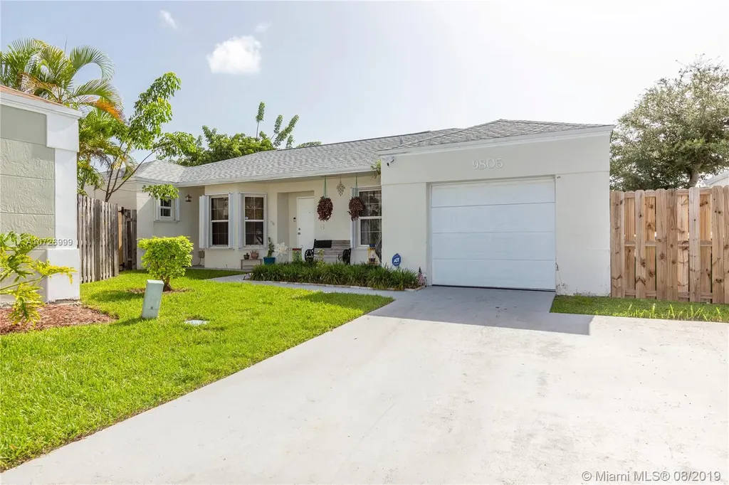 9805 SW 221st Street Cutler Bay FL 33190