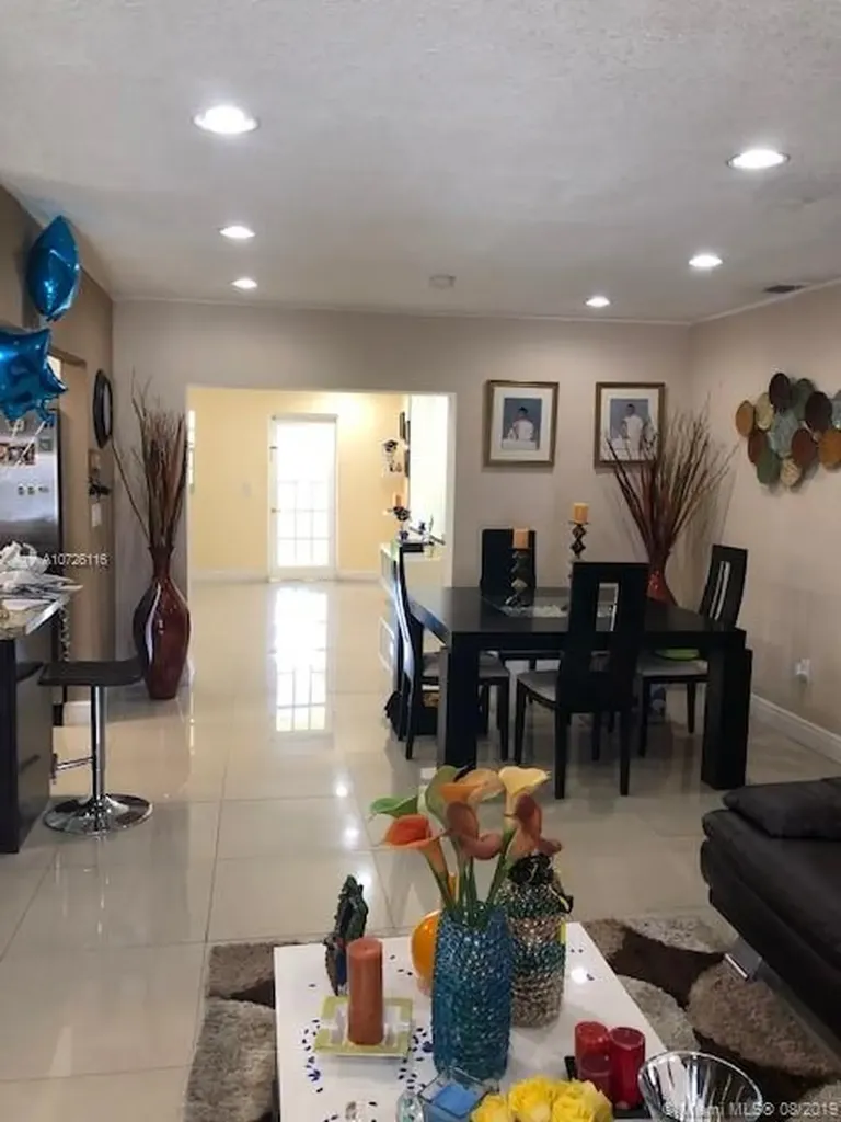 2971 SW 19th Terrace Miami FL 33145