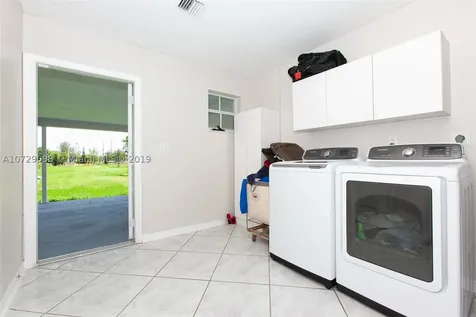 18070 SW 70th Place Southwest Ranches FL 33331