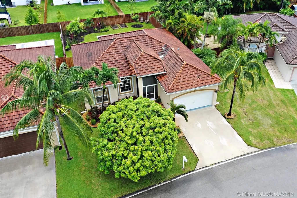 3135 SE 4th Place Homestead FL 33033