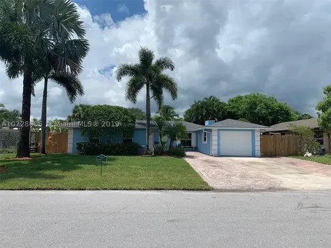 8916 SE Sandy Lane Hobe Sound FL 33455