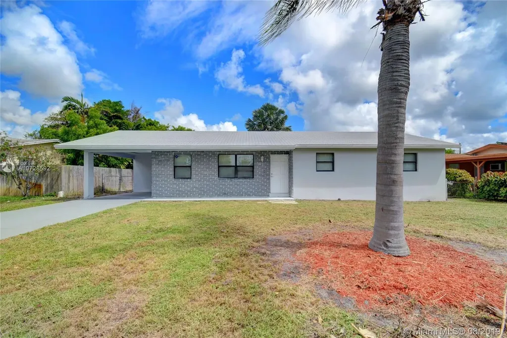 193 SE 27th Avenue Boynton Beach FL 33435
