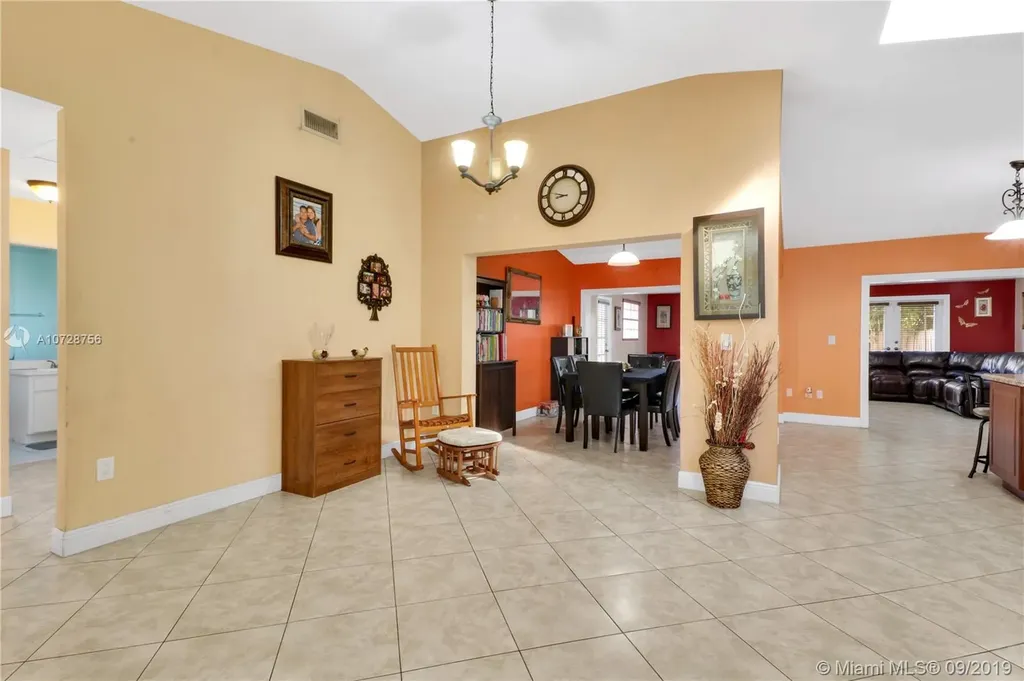 13543 SW 180th Terrace Miami FL 33177