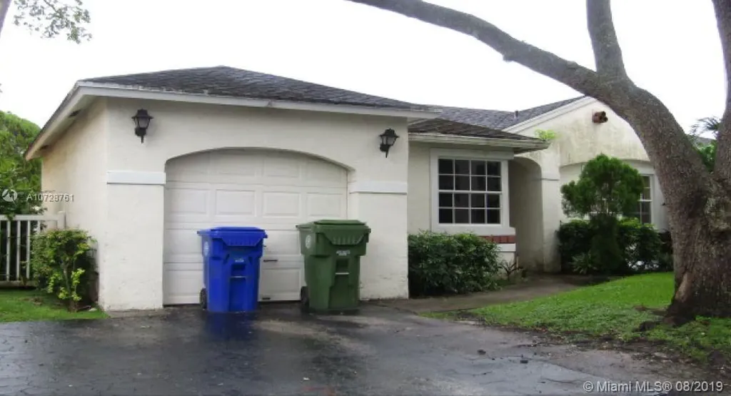11951 NW 12th Street Pembroke Pines FL 33026