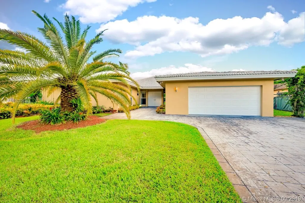 1740 SW 67th Avenue Plantation FL 33317