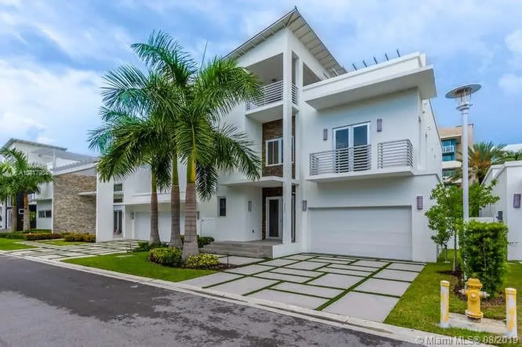 3450 NW 84th Court Doral FL 33122