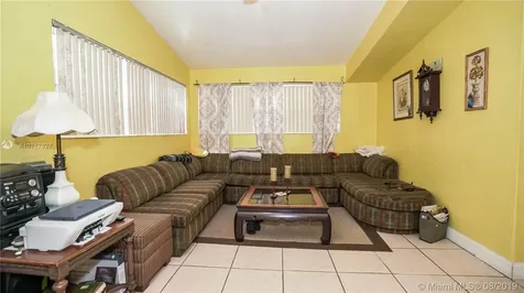 6660 Mckinley Street Hollywood FL 33024