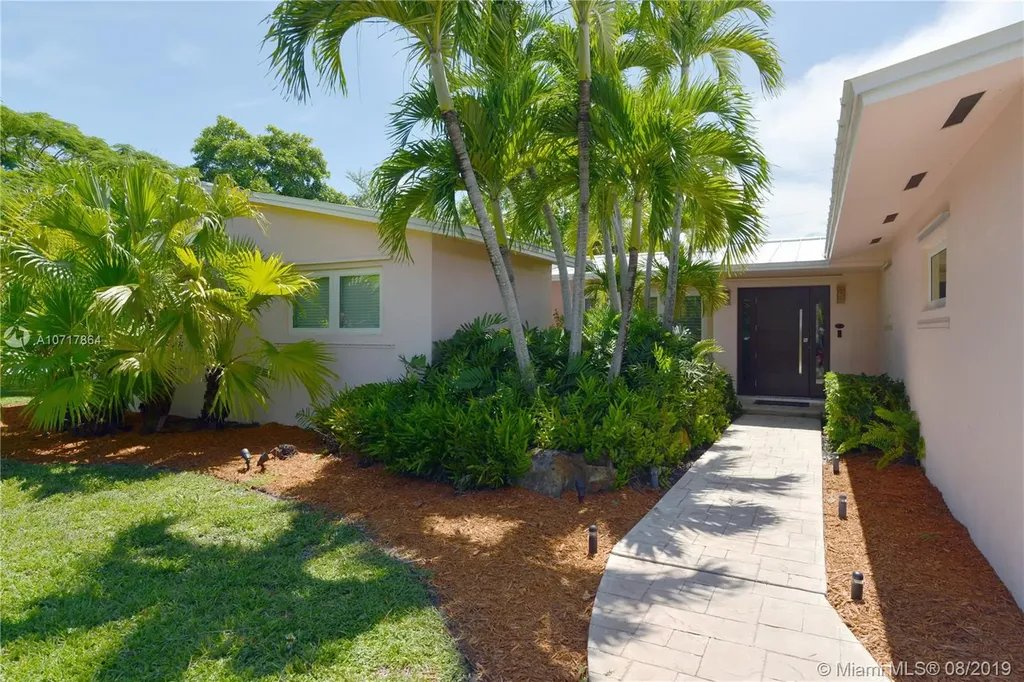 17350 SW 87th Court Palmetto Bay FL 33157