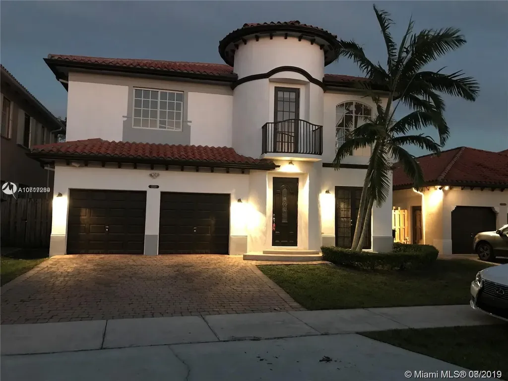 2233 SW 153rd Path Miami FL 33185