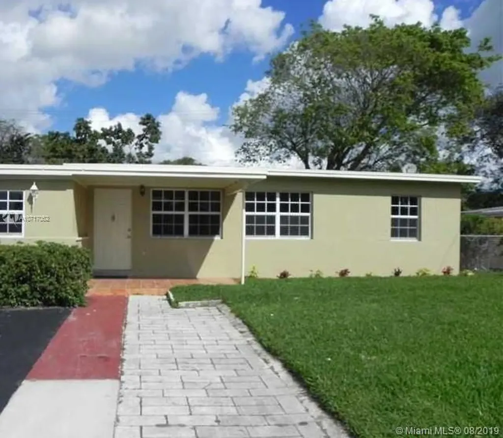 3601 SW 40th Street West Park FL 33023