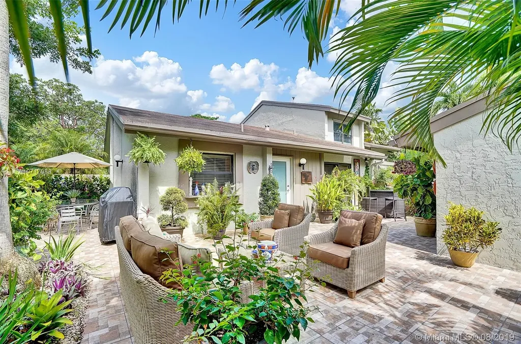 11467 SW 110th Lane Miami FL 33176
