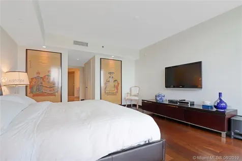 400 Alton Road Miami Beach FL 33139