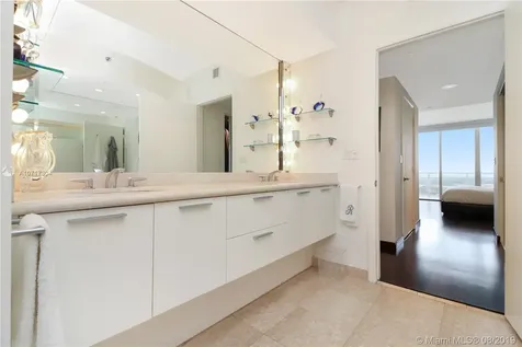 400 Alton Road Miami Beach FL 33139