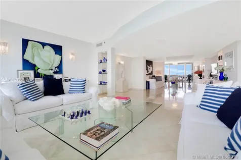 400 Alton Road Miami Beach FL 33139