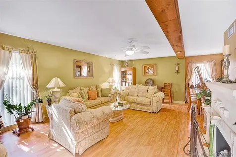 7809 NW 71st Avenue Tamarac FL 33321