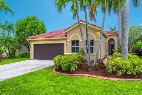 761 Vista Meadows Drive Weston FL 33327